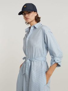 G-Star Sukienka koszulowa w kolorze błękitnym rozmiar: M. Niebieskie sukienki G-Star, m, bez wzorów, z tkaniny, retro, bez kołnierzyka, bez ramiączek, maxi, koszulowe. Za 215,71 zł.