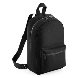 Plecak damski Bag Base Essential Fashion. Czarne plecaki BAGBASE. Za 110,00 zł.