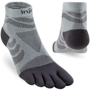 Skarpety do biegania damskie Injinji Ultra Run Mini-Crew. Szare skarpetki Injinji, bez wzorów. Za 85,99 zł.