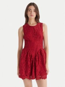 Bardot Sukienka koktajlowa Luisa 60091DB Czerwony Regular Fit. Czerwone sukienki Bardot, bez wzorów, z bawełny, wizytowe, bez kołnierzyka, bez ramiączek. Za 689,99 zł.