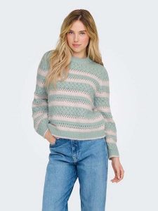 ONLY Sweter w kolorze błękitno-jasnoróżowym rozmiar: L. Niebieskie swetry oversize ONLY, l, bez wzorów, ze splotem, bez ramiączek. Za 105,38 zł.
