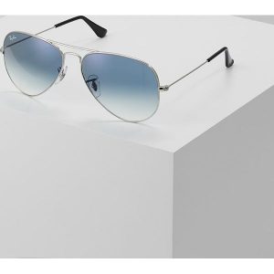 RayBan AVIATOR Okulary przeciwsłoneczne silvercoloured/gradient light blue. Okulary przeciwsłoneczne marki Ray-Ban. Za 629,00 zł.