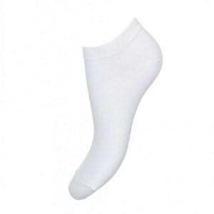 Bawełniane stopki GŁADKIE BIAŁE 968. Białe skarpetki Milena, bez wzorów, z bawełny. Za 13,90 zł.
