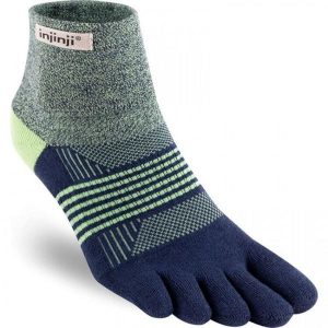 Skarpety trailowe damskie Injinji Mini-Crew. Niebieskie skarpetki Injinji, bez wzorów. Za 148,50 zł.
