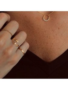 OR Carats Złoty pierścionek z diamentem rozmiar: 52. Żółte pierścionki OR Carats, z diamentem, złote. Za 478,99 zł.