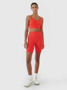 4F Legginsy kolarki bezszwowe treningowe damskie - czerwone M/L. Czerwone legginsy 4f, bez wzorów, z dzianiny, z podwyższonym stanem, krótkie. W wyprzedaży za 59,99 zł.
