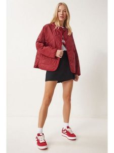Happiness Istanbul Kurtka przejściowa w kolorze czerwonym rozmiar: 36. Czerwone kurtki Happiness Istanbul, bez wzorów, bez kaptura. Za 130,99 zł.
