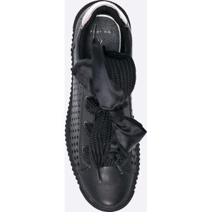 Marco Tozzi - Buty. Buty sportowe marki Marco Tozzi. W wyprzedaży za 219,90 zł.