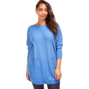 Sweter w kolorze niebieskim. Niebieskie swetry oversize marki Cashmere Curve, z kaszmiru, z okrągłym kołnierzem. W wyprzedaży za 129,95 zł.