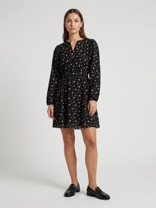 MOSS COPENHAGEN Sukienka "Nancy" w kolorze czarno-kremowym rozmiar: M. Czarne sukienki Moss Copenhagen, m, bez wzorów, bez kołnierzyka, bez ramiączek, mini. Za 229,95 zł.