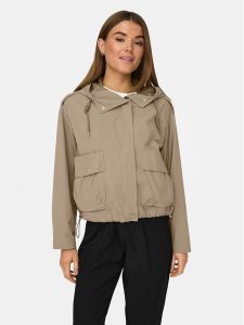 ONLY Kurtka przejściowa Mamba 15308621 Beżowy Regular Fit. Brązowe kurtki ONLY, s, bez wzorów, z syntetyku, bez kaptura. Za 249,99 zł.