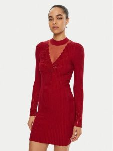 Guess Sukienka dzianinowa W5RK14 Z2Y50 Czerwony Regular Fit. Czerwone sukienki Guess, xxl, z aplikacjami, z dzianiny, bez kołnierzyka, bez ramiączek. Za 359,99 zł.