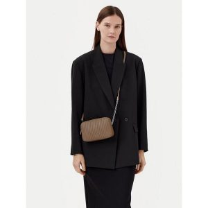 Torebka Calvin Klein. Brązowe listonoszki Calvin Klein, bez wzorów, bez dodatków. Za 269,99 zł.