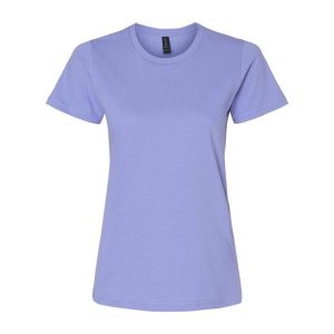 Damska Koszulka Softstyle O Średniej Grubości. Fioletowe bluzki GILDAN, xl, bez wzorów, sportowe, bez kołnierzyka, bez ramiączek. Za 33,99 zł.