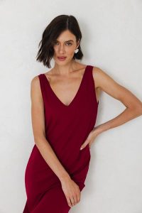 SUKIENKA ATENA BORDOWA XS - Flawless. Czerwone sukienki Flawless, na co dzień, na lato, xs, bez wzorów, z bawełny, eleganckie, bez kołnierzyka, bez ramiączek, proste. Za 276,00 zł.