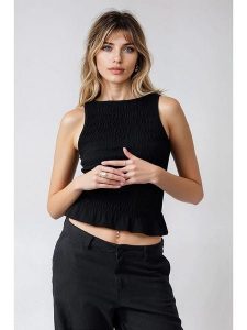 Weekday Top w kolorze czarnym rozmiar: M. Czarne topy Weekday, m, bez wzorów, bez kołnierzyka, bez ramiączek. Za 48,16 zł.