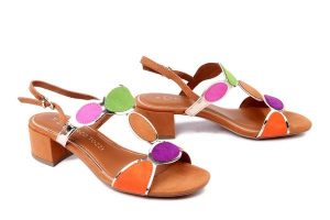 MARCO TOZZI 2-28230-42 3D3 almond multi, sandały damskie. Sandały Marco Tozzi, bez wzorów, z gumy, bez obcasa, na obcasie, bez zapięcia. Za 219,90 zł.