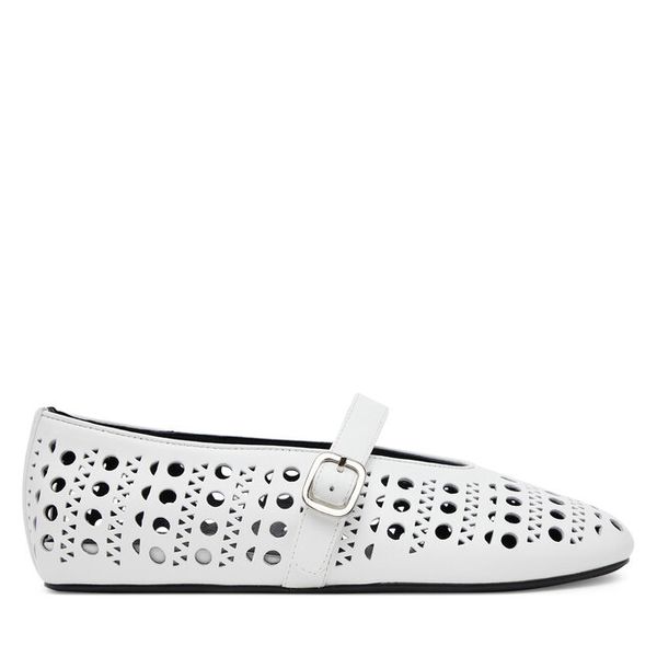 Baleriny Badura. Białe balerinki Badura, bez wzorów, bez obcasa, bez zapięcia. Za 279,99 zł.