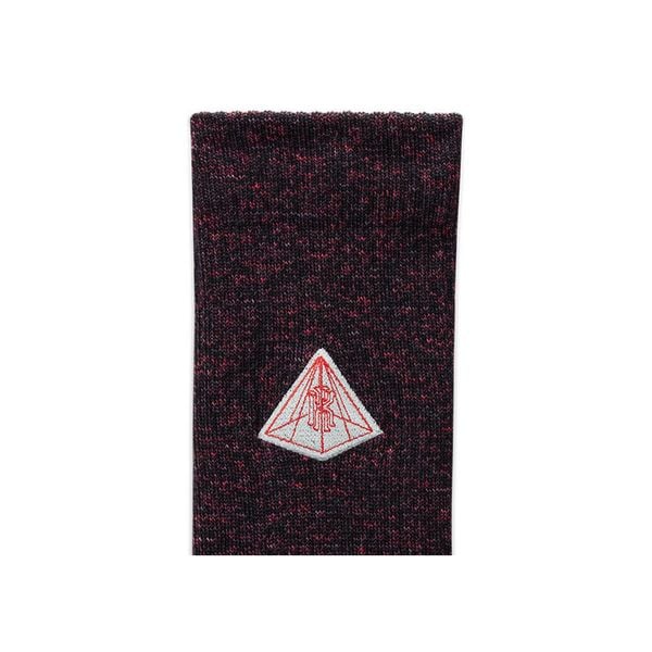 Skarpety nike kyrie multiplier crew socks multi-color. Czerwone skarpetki Nike, bez wzorów. Za 69,00 zł.