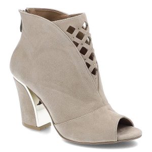 Beżowe Botki Damiss Eleganckie Skórzane Buty Damskie. Brązowe botki Damiss, bez wzorów, z zamszu, z otwartym noskiem, bez obcasa, na obcasie, bez zapięcia. Za 319,00 zł.