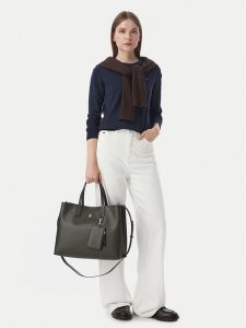 Tommy Hilfiger Torebka Th Icon Satchel Mono AW0AW18923 Khaki. Brązowe torebki klasyczne TOMMY HILFIGER, bez wzorów, ze skóry, bez dodatków. Za 674,99 zł.