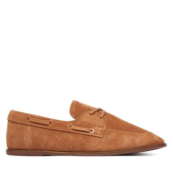 Półbuty Calvin Klein. Brązowe półbuty Calvin Klein, bez wzorów, bez obcasa, na płaskiej podeszwie, bez zapięcia. Za 461,99 zł.