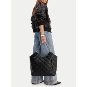 Torebka Badura. Czarne shopper bag Badura, bez wzorów, bez dodatków. Za 299,99 zł.