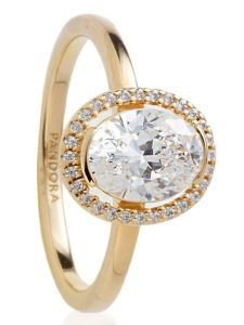 Pandora Pozłacany pierścionek z cyrkoniami rozmiar: 54. Żółte pierścionki Pandora, z cyrkonią, pozłacane. Za 347,99 zł.