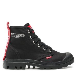 Trapery Palladium. Czarne buty zimowe Palladium, bez obcasa, bez zapięcia. Za 429,99 zł.
