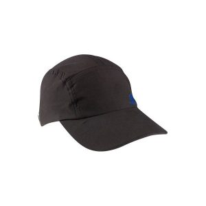 Czapka z daszkiem fitness. Czapki marki DOMYOS. Za 19,99 zł.