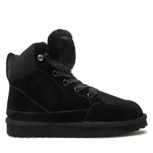 Trzewiki Liu Jo. Czarne botki Liu Jo, bez wzorów, bez obcasa, na płaskiej podeszwie, bez zapięcia. Za 489,99 zł.