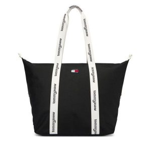Torebka Tommy Hilfiger. Czarne shopper bag TOMMY HILFIGER, bez wzorów, bez dodatków. Za 329,99 zł.