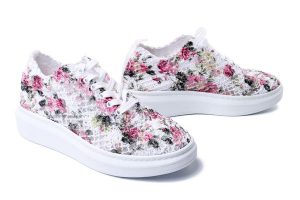 ARTIKER RELAKS 52C2479 multicolor, półbuty letnie damskie. Zielone półbuty Artiker Relaks, na lato, bez wzorów, bez obcasa, na koturnie, bez zapięcia. Za 92,94 zł.