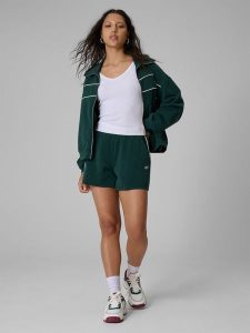 4F Spodenki dresowe z modalem damskie - zielone XL. Zielone spodenki sportowe 4f, xl, bez wzorów, z dresówki, na fitness i siłownię. Za 129,99 zł.