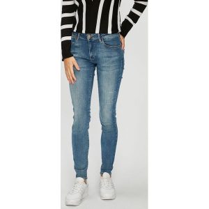 Wrangler - Jeansy Body Bespoke. Jeansy marki Wrangler. W wyprzedaży za 179,90 zł.