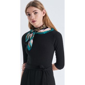 Kombinezon z wiązaniem - Czarny. Kombinezony marki Cropp. W wyprzedaży za 49,99 zł.
