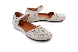 Pikolinos P. VALLARTA 655-0906 NATA, sandały damskie. Brązowe sandały Pikolinos, bez wzorów, ze skóry, bez obcasa, na koturnie, bez zapięcia. Za 544,90 zł.