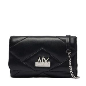 Torebka Armani Exchange. Czarne torebki wieczorowe Armani Exchange, bez wzorów, bez dodatków. Za 454,99 zł.