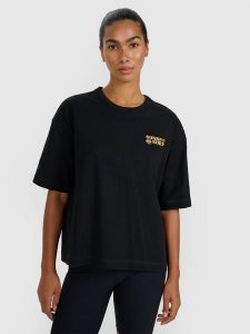 4F T-shirt oversize z nadrukiem damski - czarny XS. Czarne t-shirty 4f, xl, bez wzorów, z bawełny, bez kołnierzyka, bez ramiączek. W wyprzedaży za 29,99 zł.