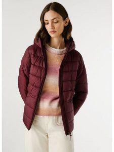 Pepe Jeans Kurtka pikowana w kolorze bordowym rozmiar: L. Czerwone kurtki Pepe Jeans, l, bez wzorów, z jeansu, bez kaptura. Za 212,80 zł.