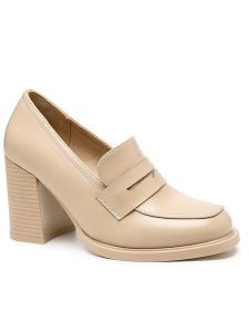 C'M Czółenka w kolorze beżowym rozmiar: 36. Brązowe czółenka C'M, bez wzorów, bez obcasa, bez zapięcia. Za 121,99 zł.