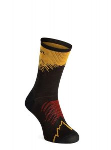Skarpety biegowe La Sportiva Sky Socks. Czarne skarpetki La Sportiva, bez wzorów, z elastanu. Za 99,99 zł.