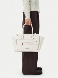 Nine West Torebka CEO-NW-M-002-10 Kremowy. Białe torebki klasyczne Nine West, bez wzorów, ze skóry, bez dodatków. Za 249,99 zł.