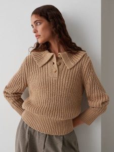 OPUS Sweter "Proyer" w kolorze jasnobrązowym rozmiar: 38. Brązowe swetry oversize Opus, bez wzorów, z wełny, bez ramiączek. Za 175,95 zł.