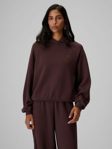 4F Bluza dresowa regular z kapturem damska - brązowa S. Brązowe bluzy 4f, s, bez wzorów, z dresówki, z kapturem. Za 169,99 zł.