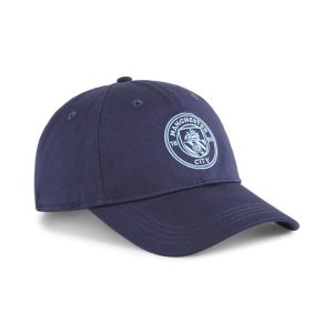 Czapka z daszkiem ftblESSENTIALS Manchester City PUMA Navy Team Light Blue. Niebieskie czapki Puma, bez wzorów, eleganckie. Za 100,15 zł.