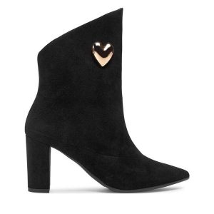 Botki Baldowski. Czarne botki Baldowski, bez wzorów, bez obcasa, na słupku, bez zapięcia. Za 579,99 zł.