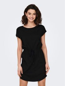 ONLY Sukienka codzienna 15153021 Czarny Regular Fit. Czarne kombinezony ONLY, xs, bez wzorów, z bawełny, bez kołnierzyka, bez ramiączek. Za 49,99 zł.
