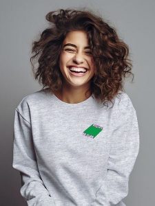 WOOOP Bluza "Hero Mom" w kolorze jasnoszarym rozmiar: M. Szare bluzy Wooop, m, bez wzorów, z bawełny, bez kaptura. Za 100,99 zł.