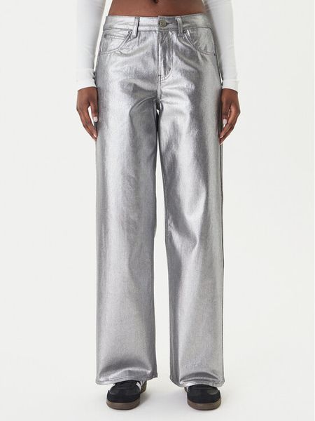 Adidas Jeansy Firebird KD2922 Srebrny Loose Fit. Szare jeansy ADIDAS, bez wzorów, z bawełny. Za 438,99 zł.